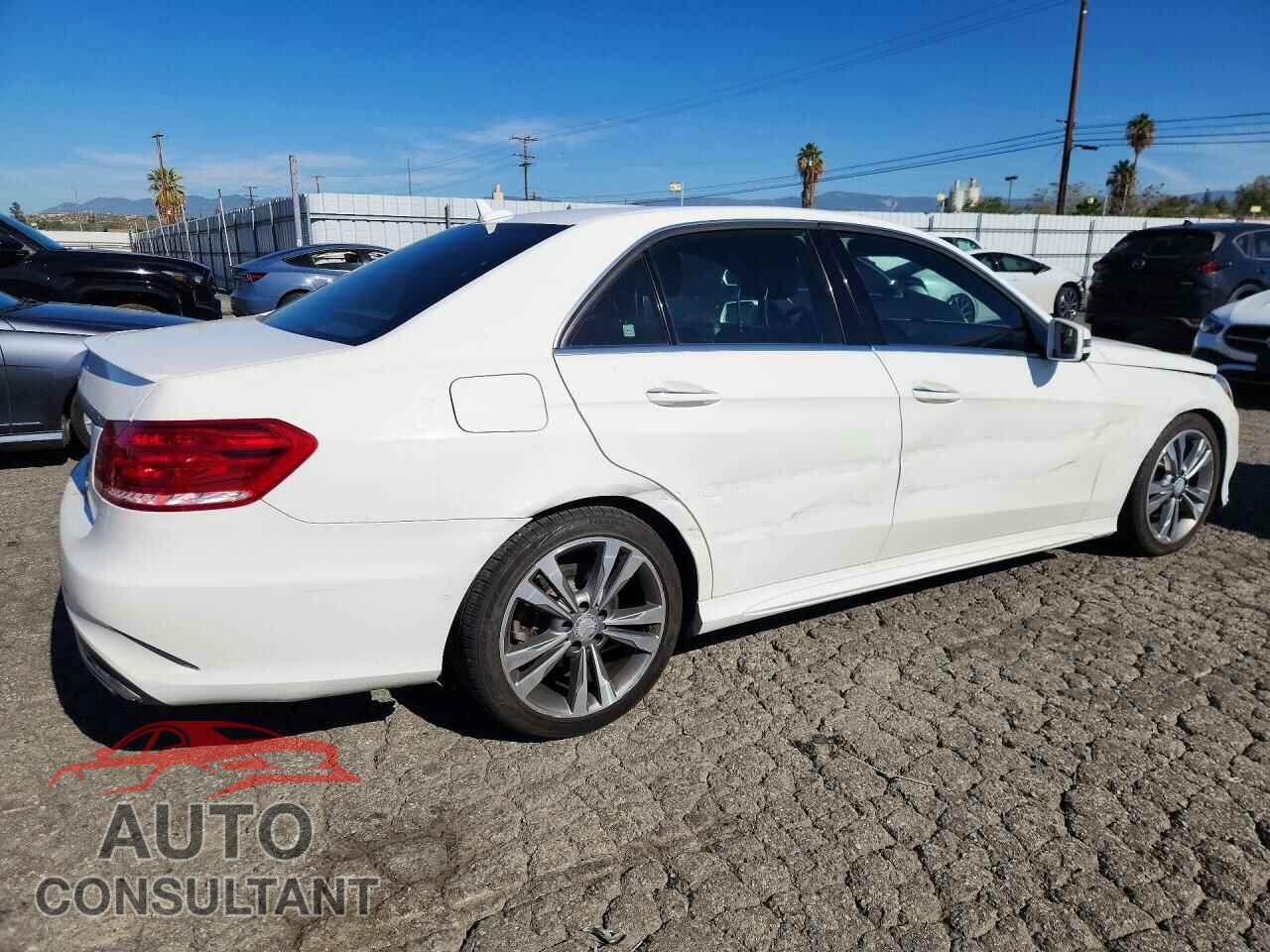 MERCEDES-BENZ E-CLASS 2014 - WDDHF5KBXEA785048