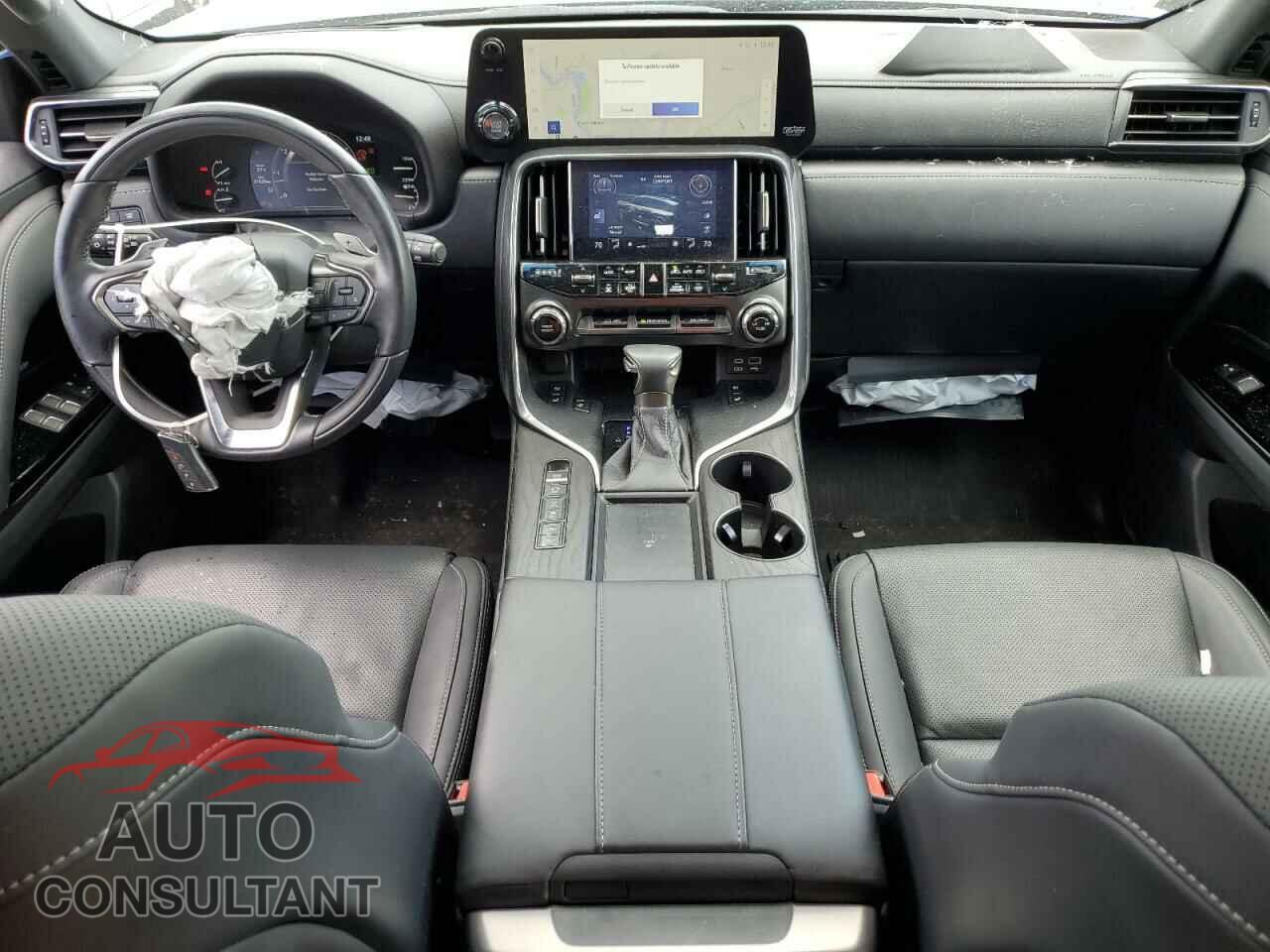 LEXUS LX 600 BAS 2023 - JTJGB7CX6P4028010