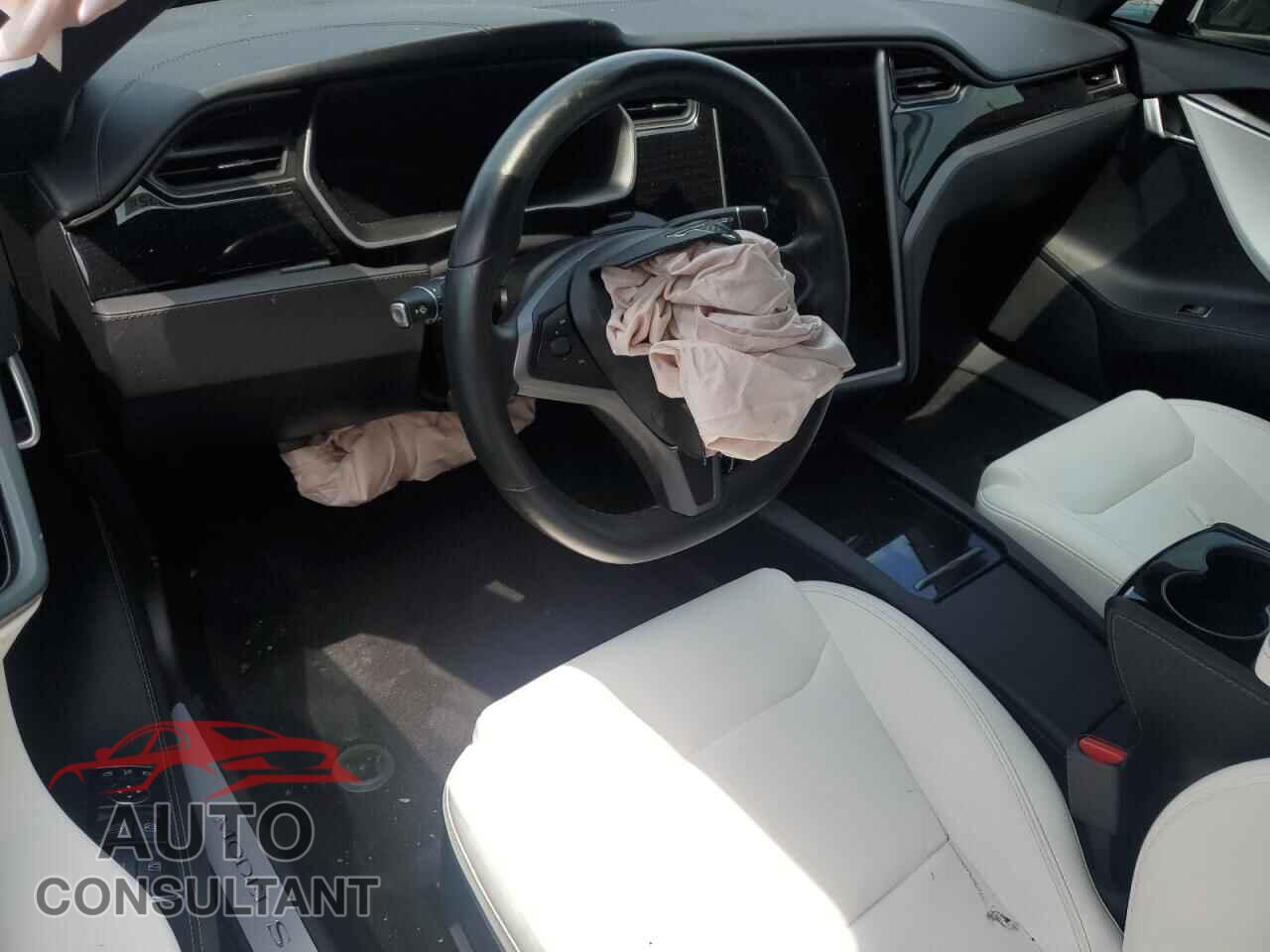 TESLA MODEL S 2020 - 5YJSA1E23LF410822