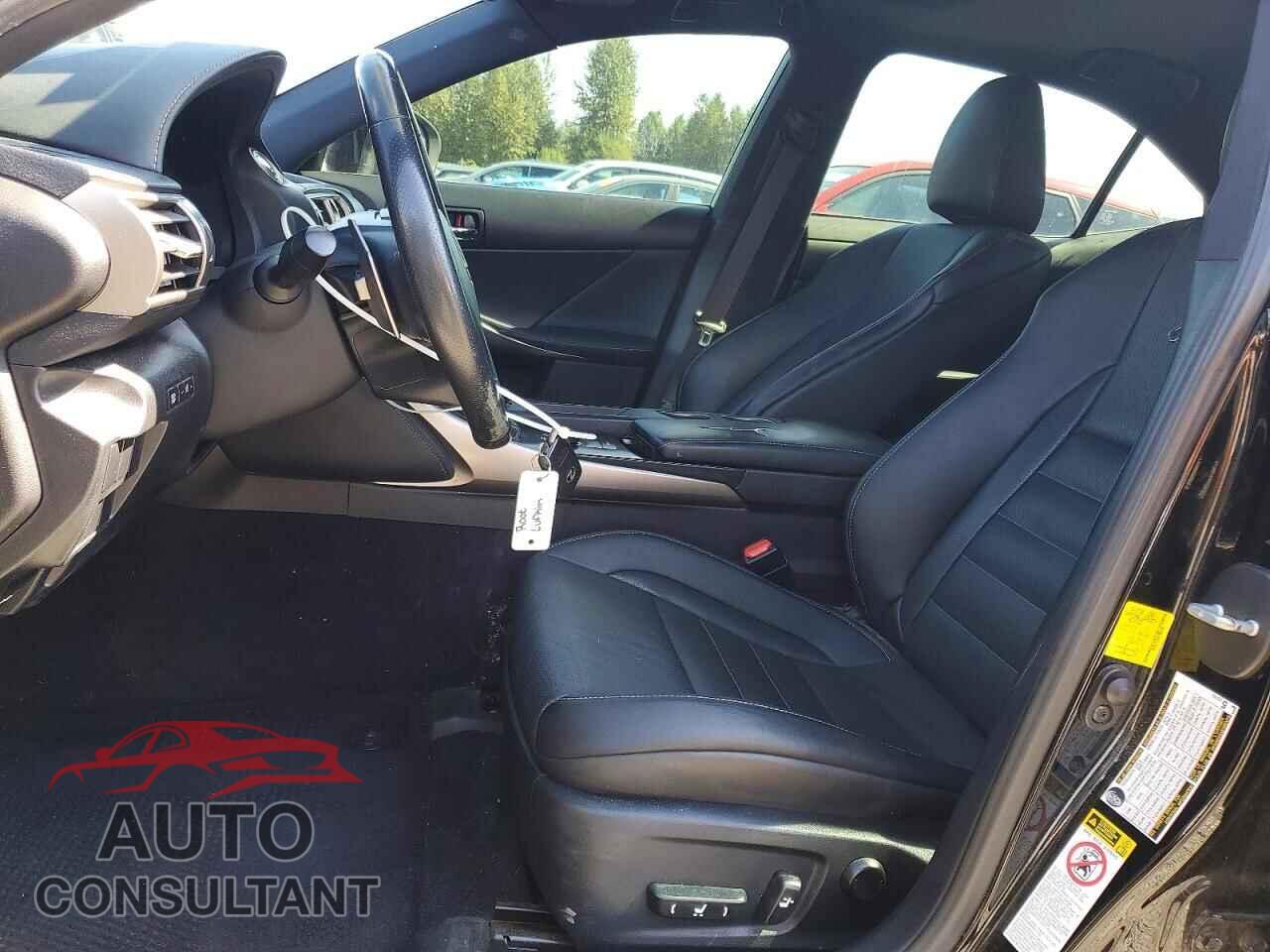 LEXUS IS 2014 - JTHBE1D21E5005194
