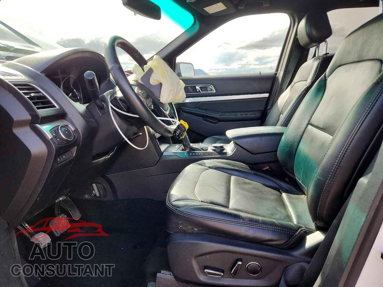 FORD EXPLORER 2017 - 1FM5K8D80HGA62480