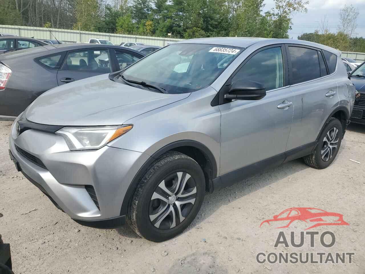 TOYOTA RAV4 2018 - 2T3BFREV2JW763232