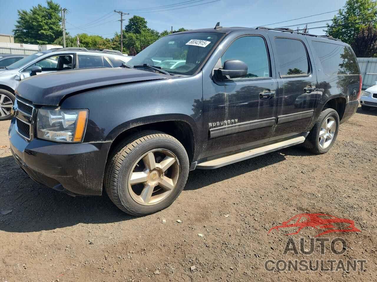 CHEVROLET SUBURBAN 2013 - 1GNSKJE78DR173269