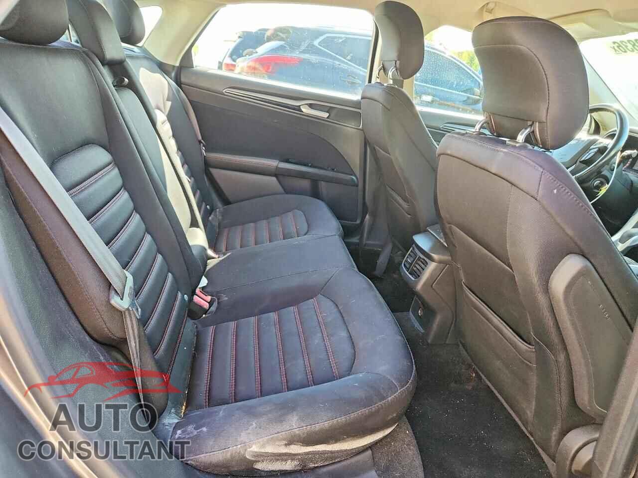 FORD FUSION 2013 - 3FA6P0H78DR253165