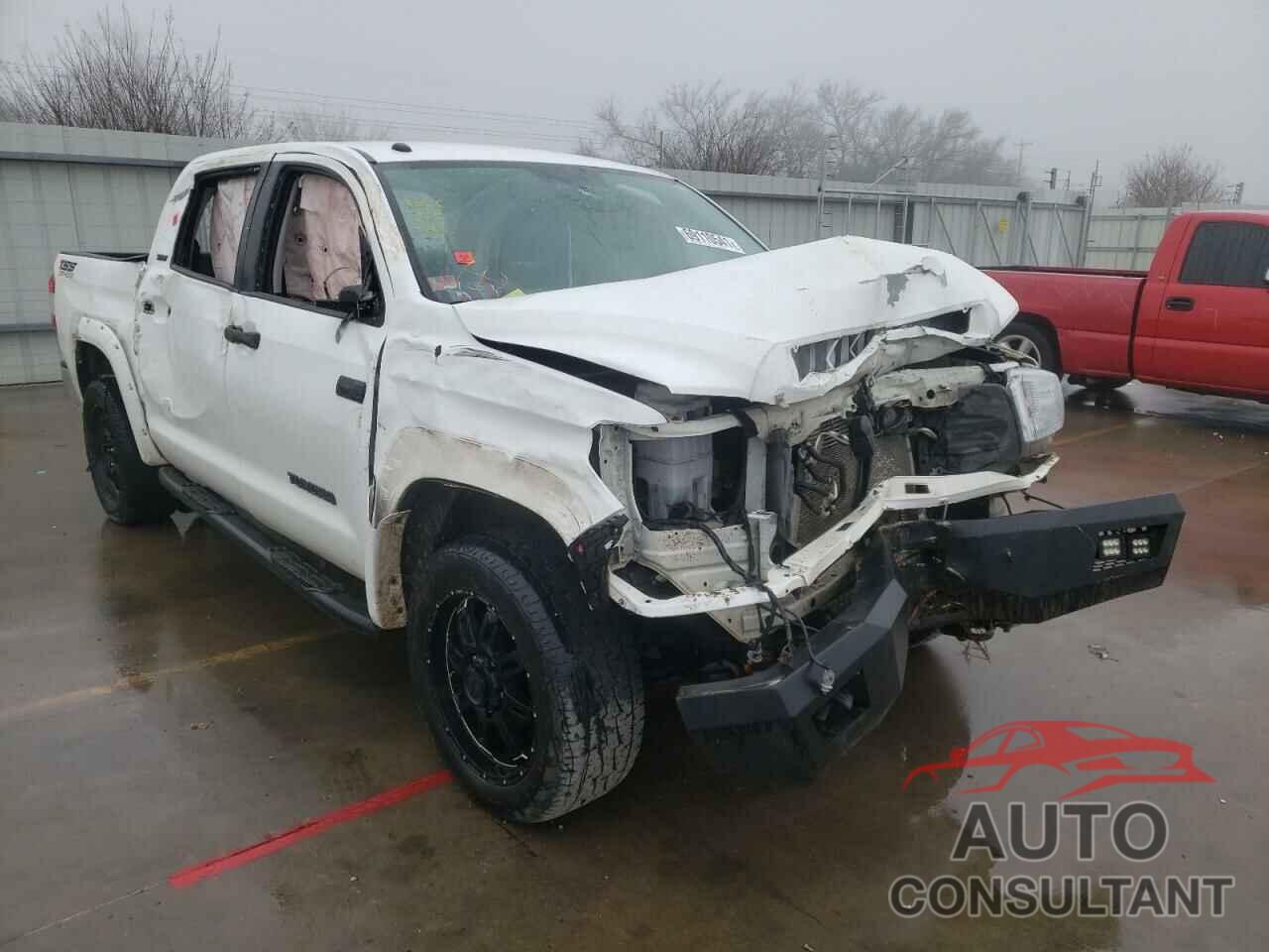 TOYOTA TUNDRA 2017 - 5TFDW5F17HX613930