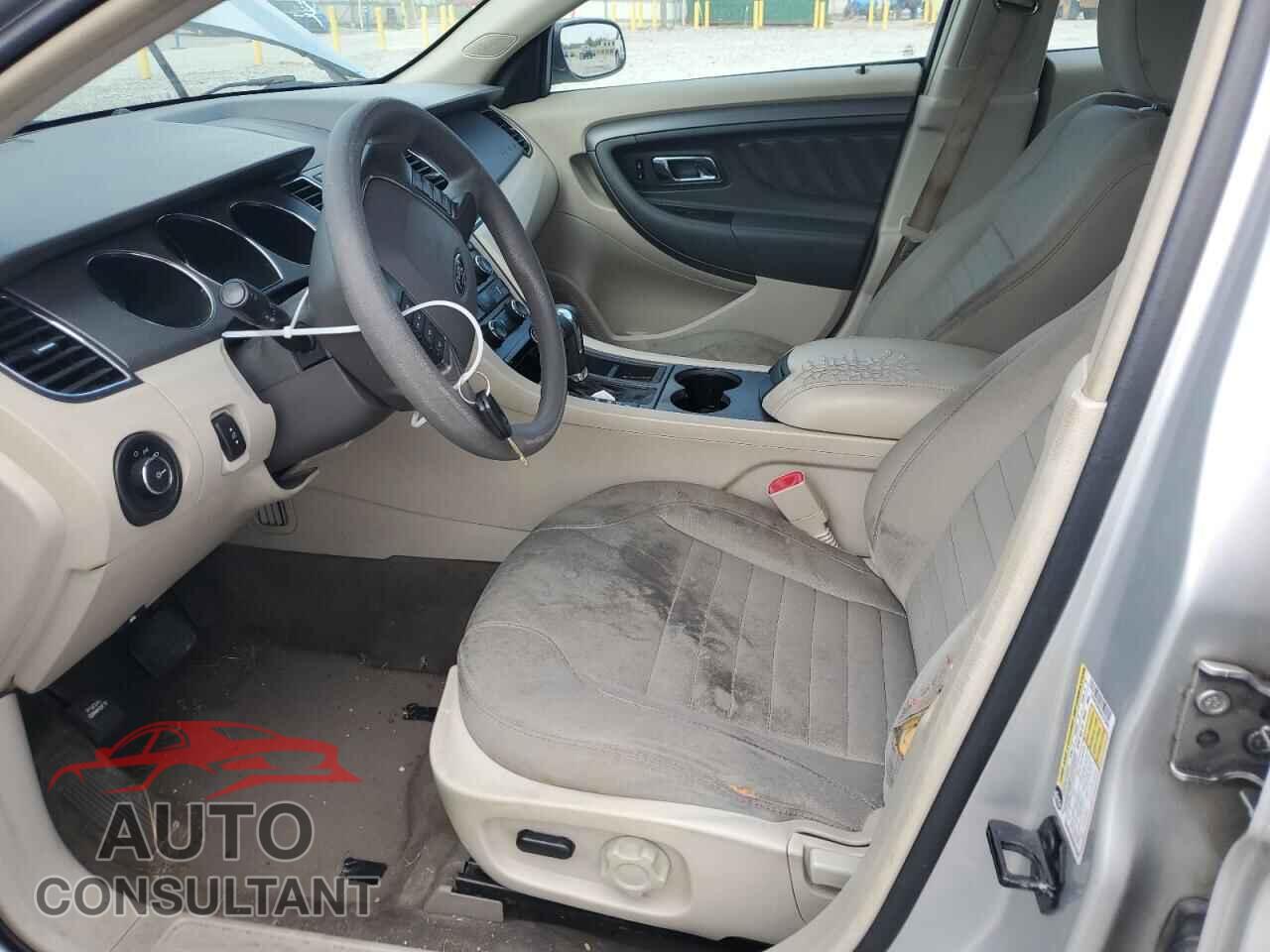 FORD TAURUS 2010 - 1FAHP2DW3AG121046
