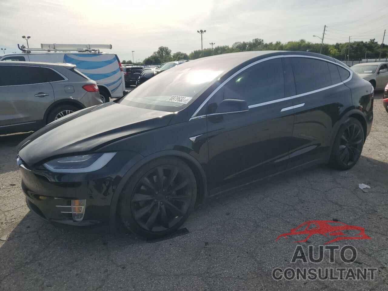 TESLA MODEL X 2019 - 5YJXCBE27KF152499