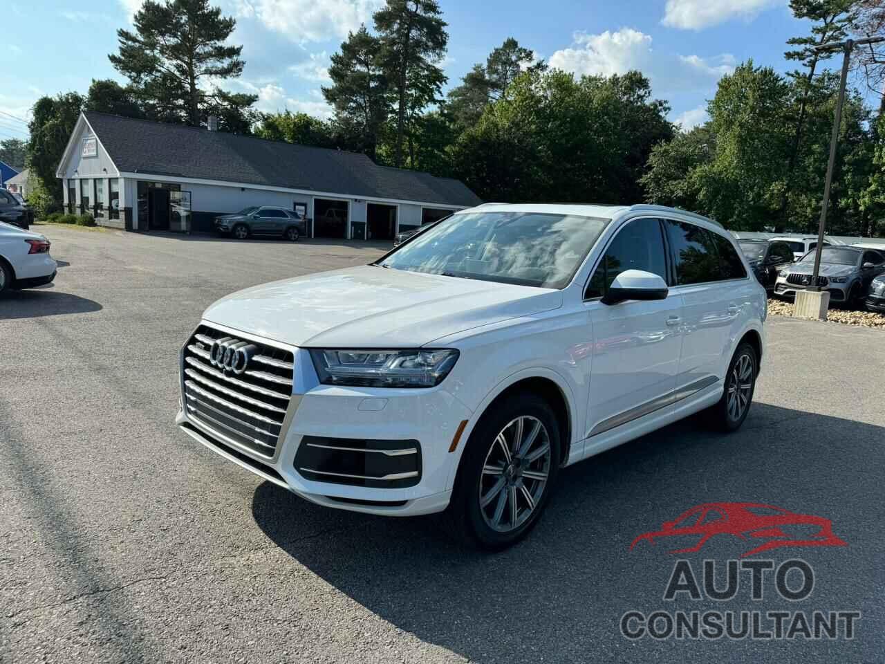 AUDI Q7 2019 - WA1LAAF77KD002130