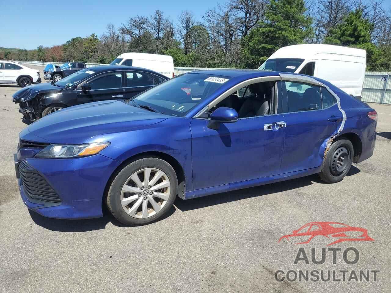 TOYOTA CAMRY 2018 - 4T1B11HK4JU619370