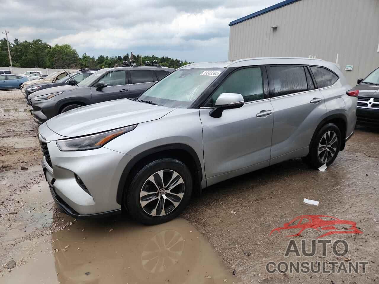 TOYOTA HIGHLANDER 2021 - 5TDGZRBH8MS075186