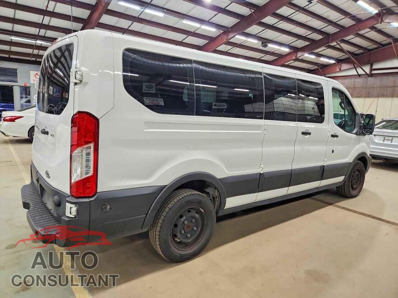 FORD TRANSIT 2019 - 1FBZX2ZM2KKA15325