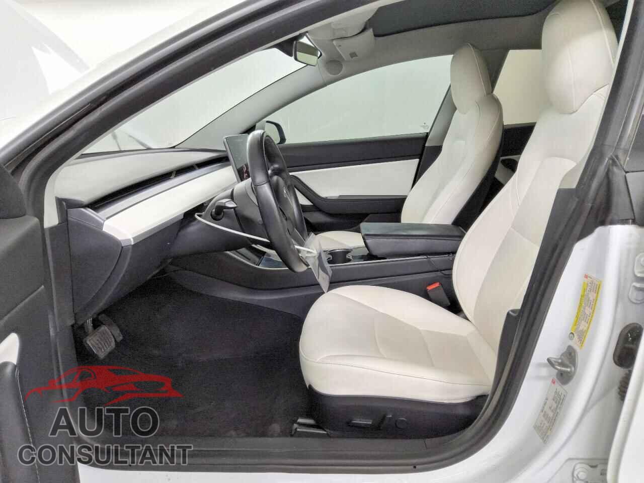 TESLA MODEL 3 2018 - 5YJ3E1EA6JF169755