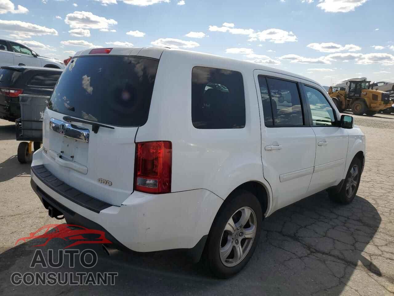 HONDA PILOT 2013 - 5FNYF4H58DB028337