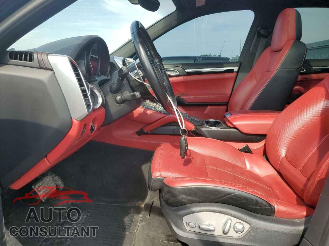 PORSCHE CAYENNE 2016 - WP1AA2A25GLA02895
