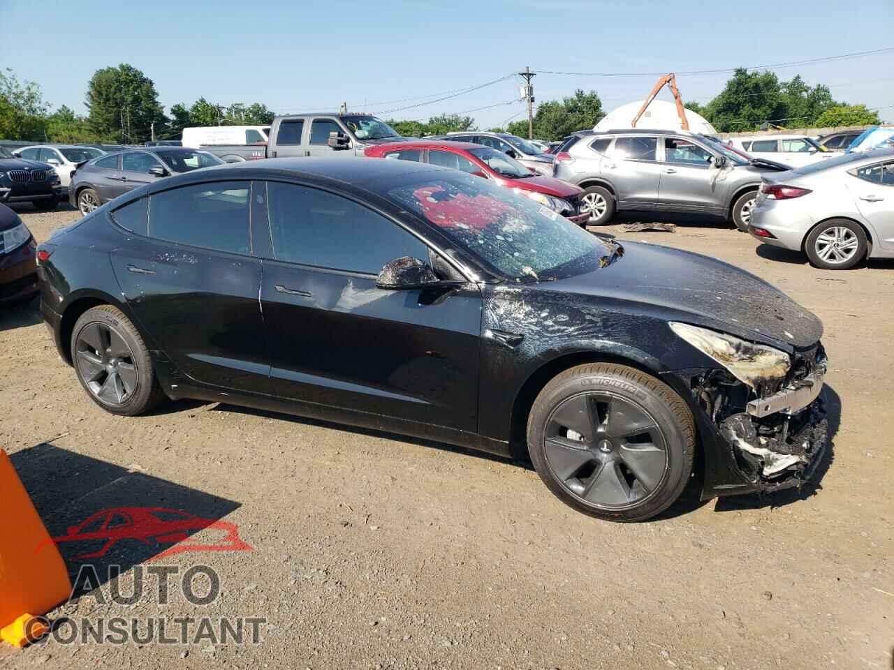 TESLA MODEL 3 2023 - 5YJ3E1EA5PF649682