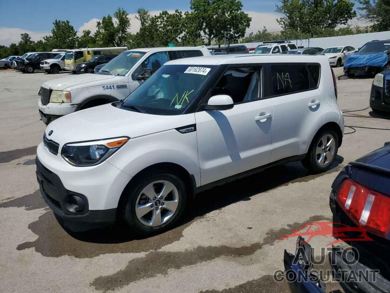 KIA SOUL 2018 - KNDJN2A20J7548025