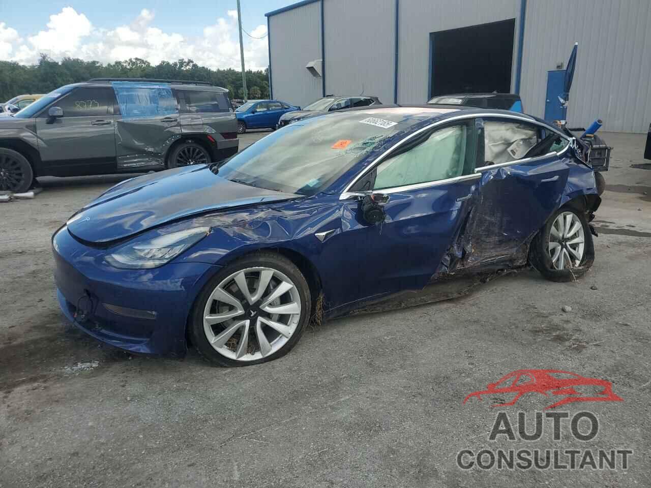 TESLA MODEL 3 2018 - 5YJ3E1EB0JF116073