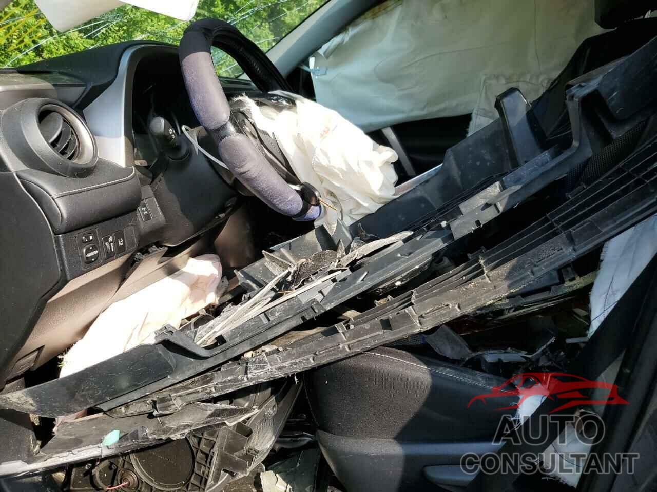 TOYOTA RAV4 2017 - JTMRFREV8HJ129074