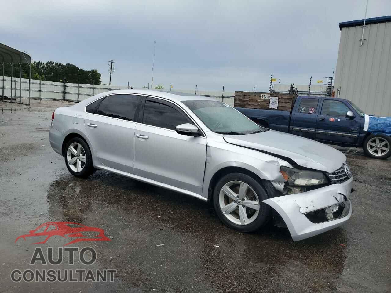 VOLKSWAGEN PASSAT 2012 - 1VWBN7A39CC024082