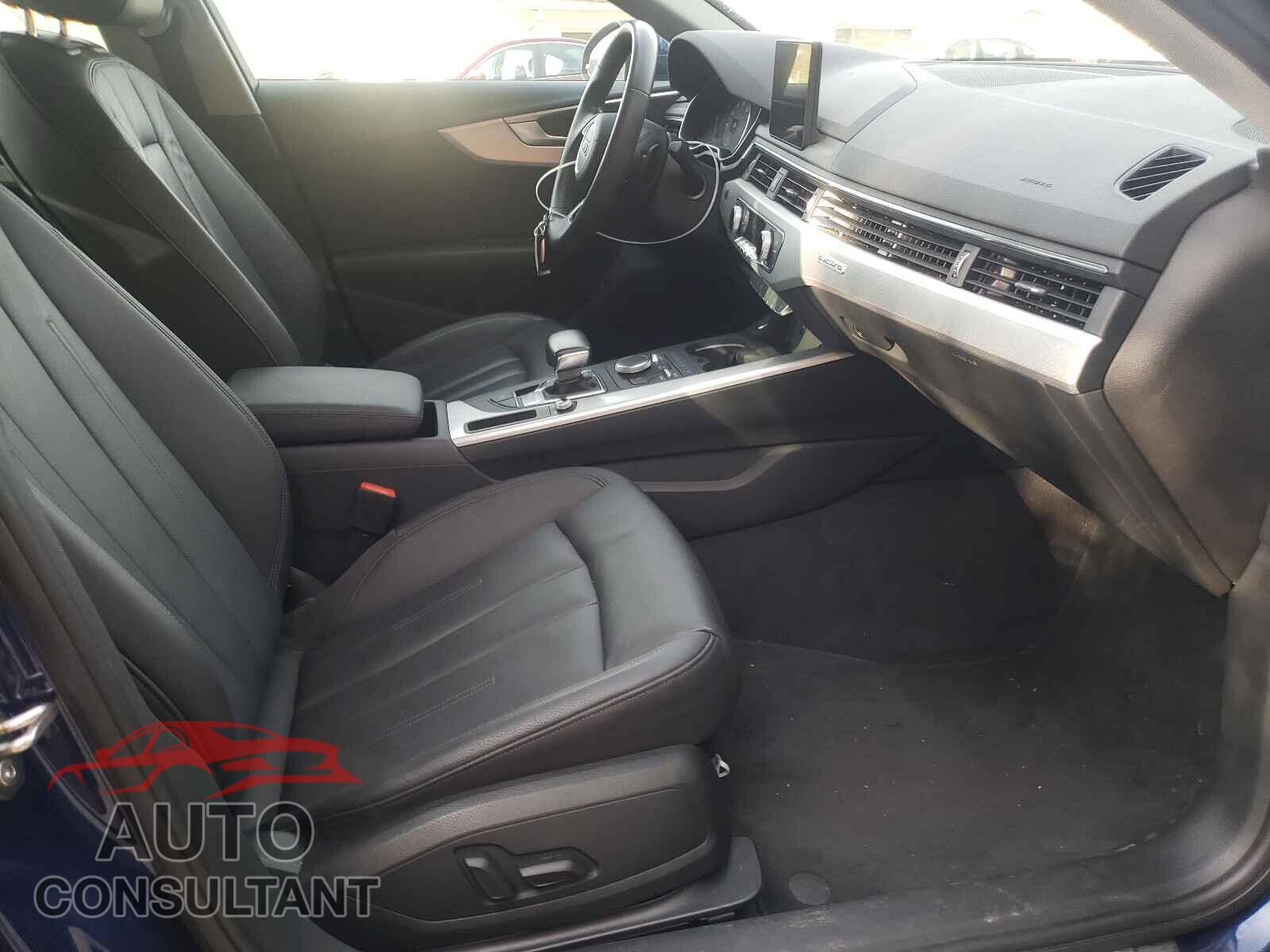 AUDI A4 2018 - WAUDNAF41JA118070