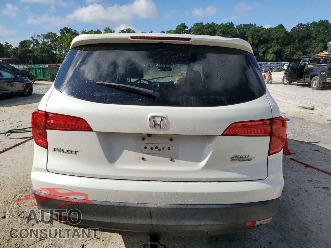 HONDA PILOT 2016 - 5FNYF5H85GB005750