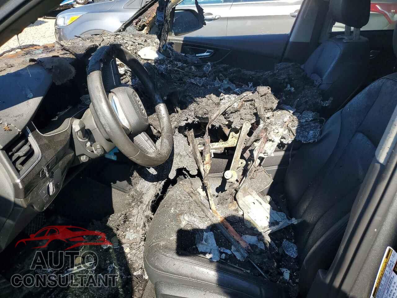 AUDI Q7 2017 - WA1LAAF75HD003057