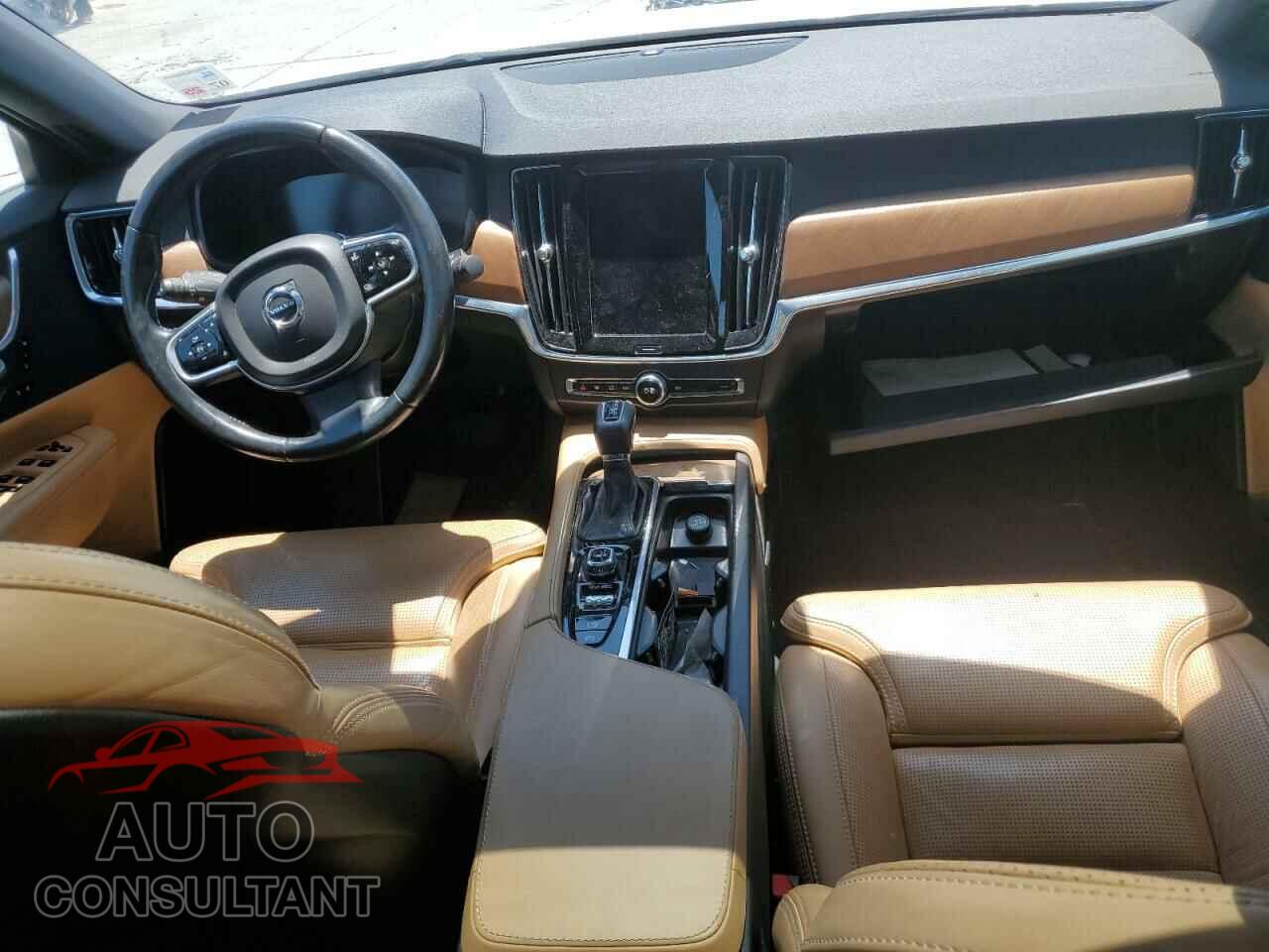 VOLVO S90 2017 - YV1A22ML3H1015686