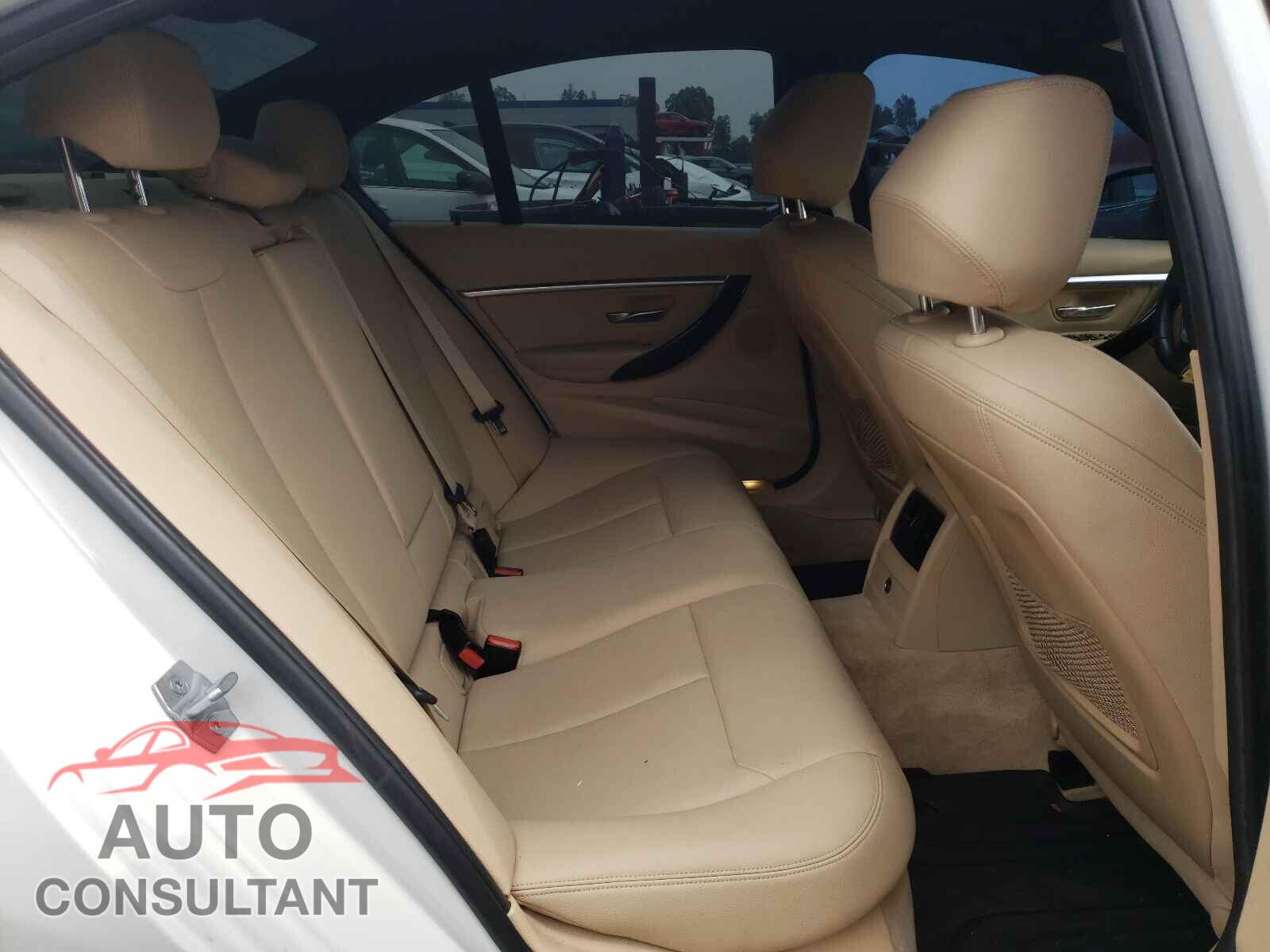 BMW 3 SERIES 2016 - WBA8E9G53GNU29220