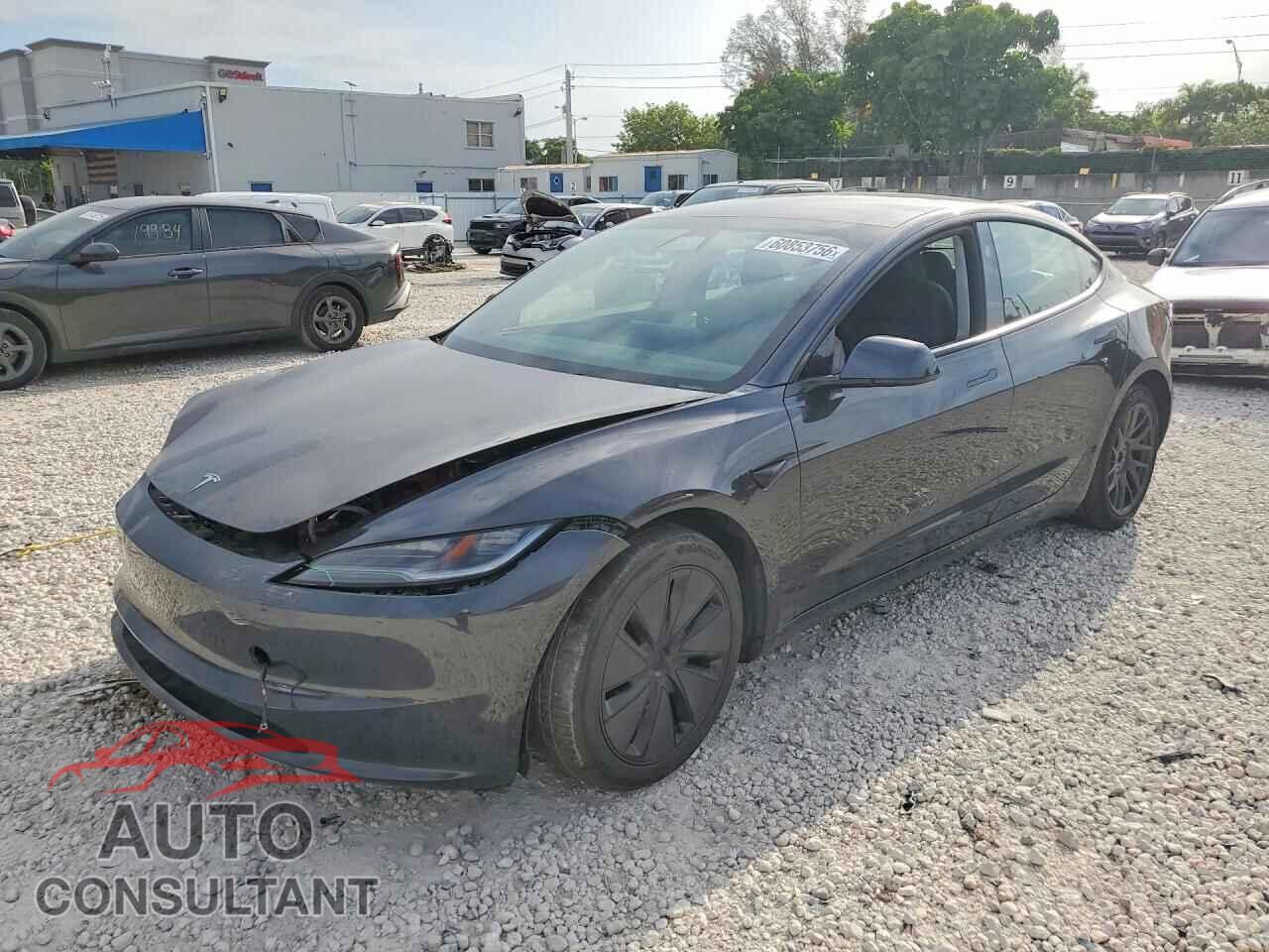 TESLA MODEL 3 2024 - 5YJ3E1EAXRF757640