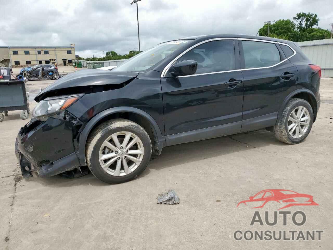 NISSAN ROGUE 2017 - JN1BJ1CP2HW004924