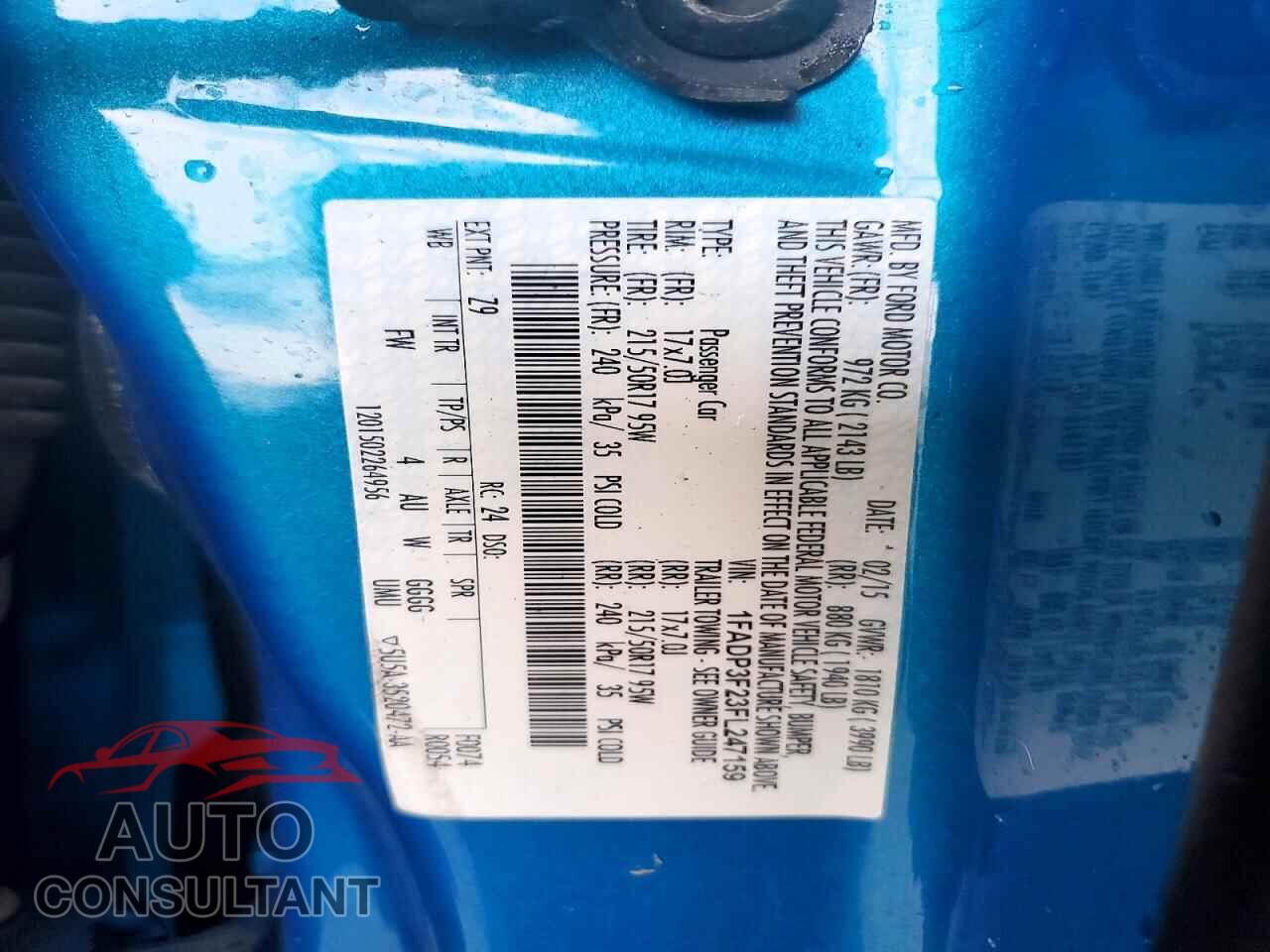 FORD FOCUS 2015 - 1FADP3F23FL247159