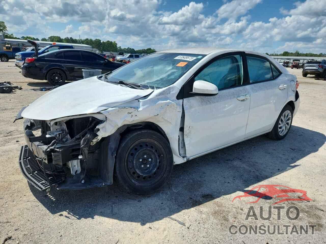 TOYOTA COROLLA 2019 - 5YFBURHE8KP880813