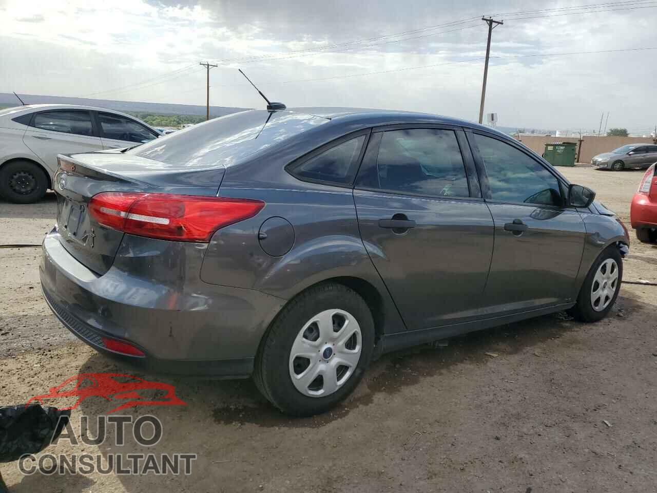 FORD FOCUS 2017 - 1FADP3E24HL290347