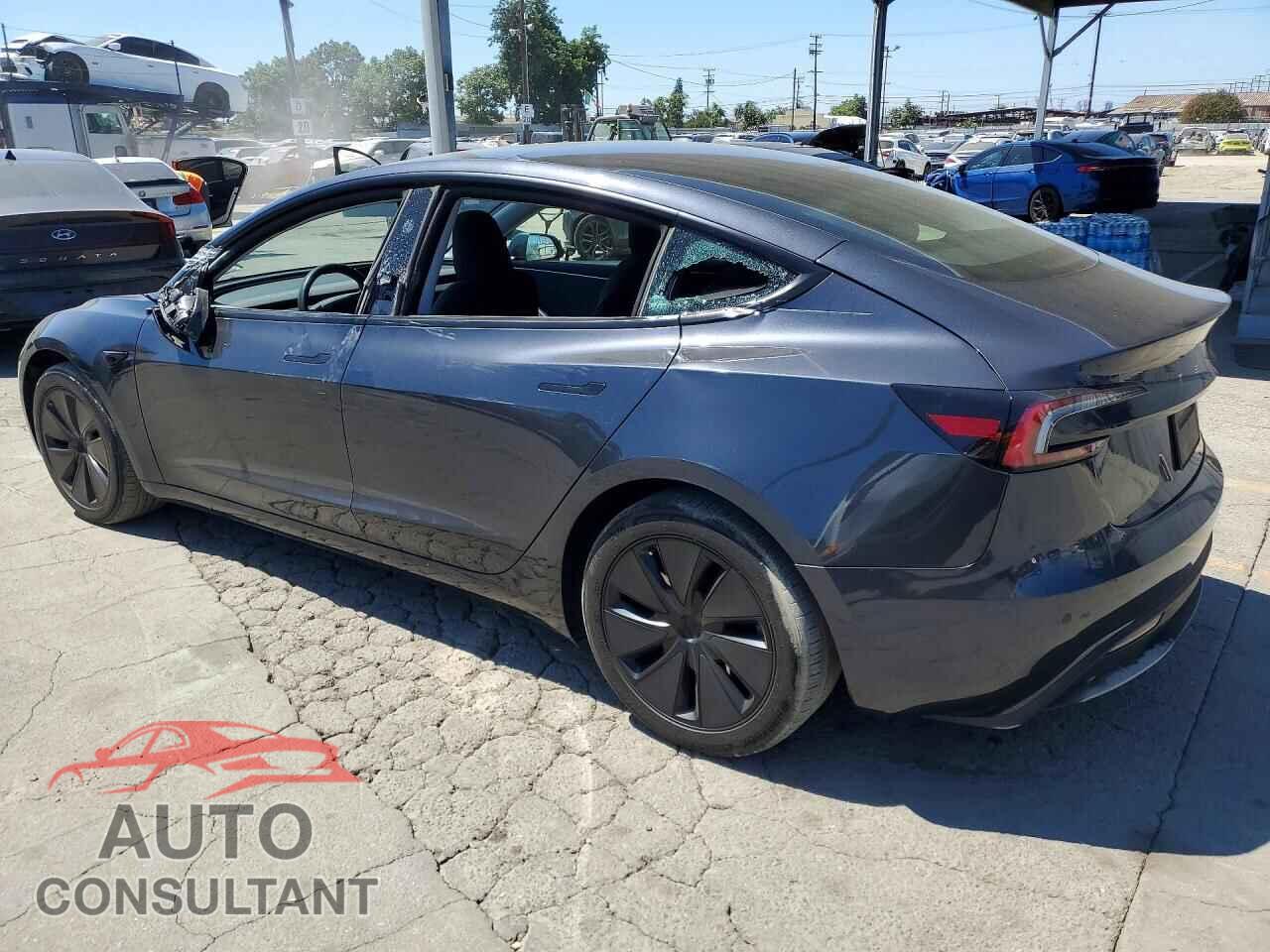 TESLA MODEL 3 2024 - 5YJ3E1EA5RF747517