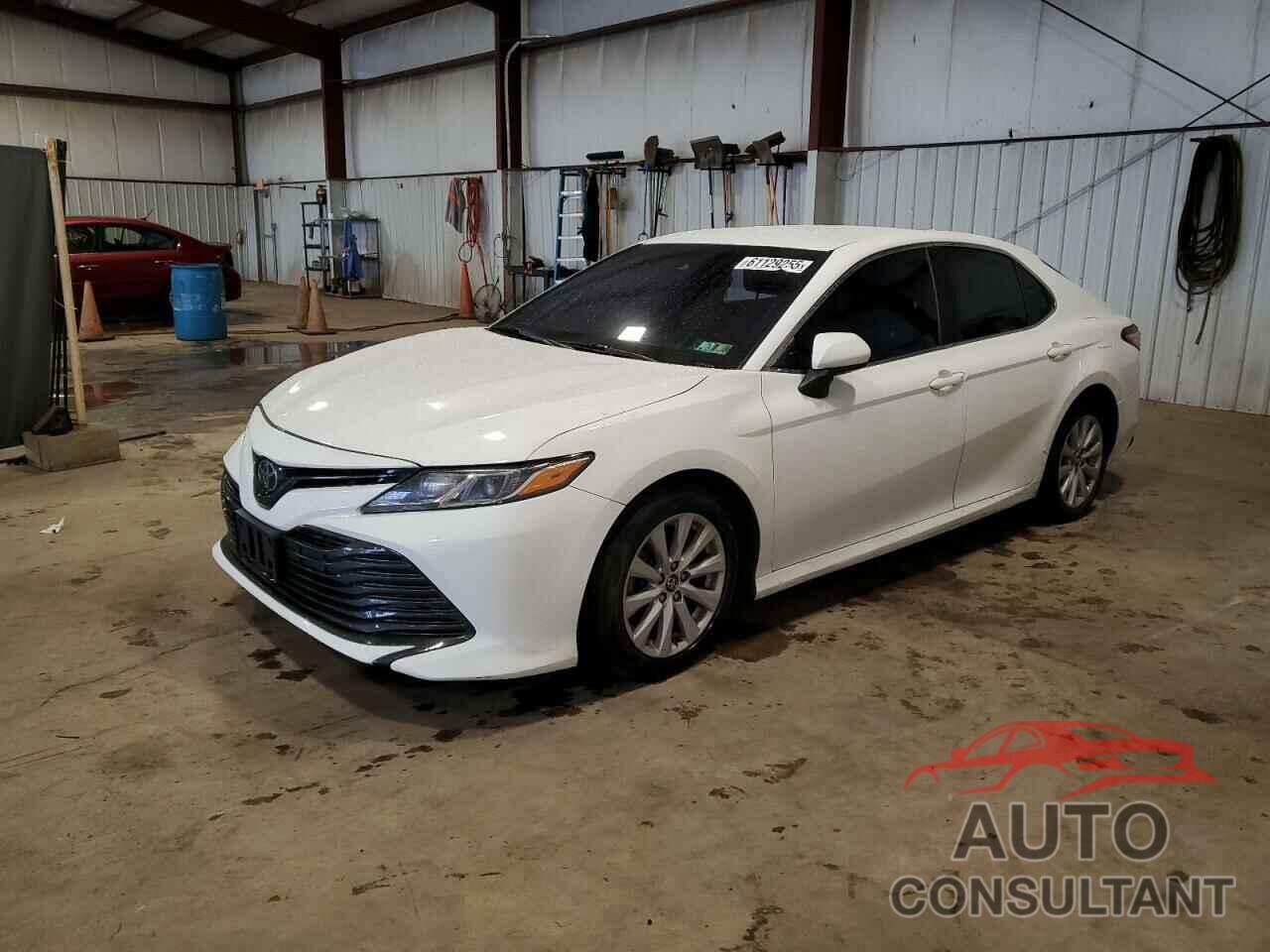 TOYOTA CAMRY 2019 - 4T1B11HK2KU704970