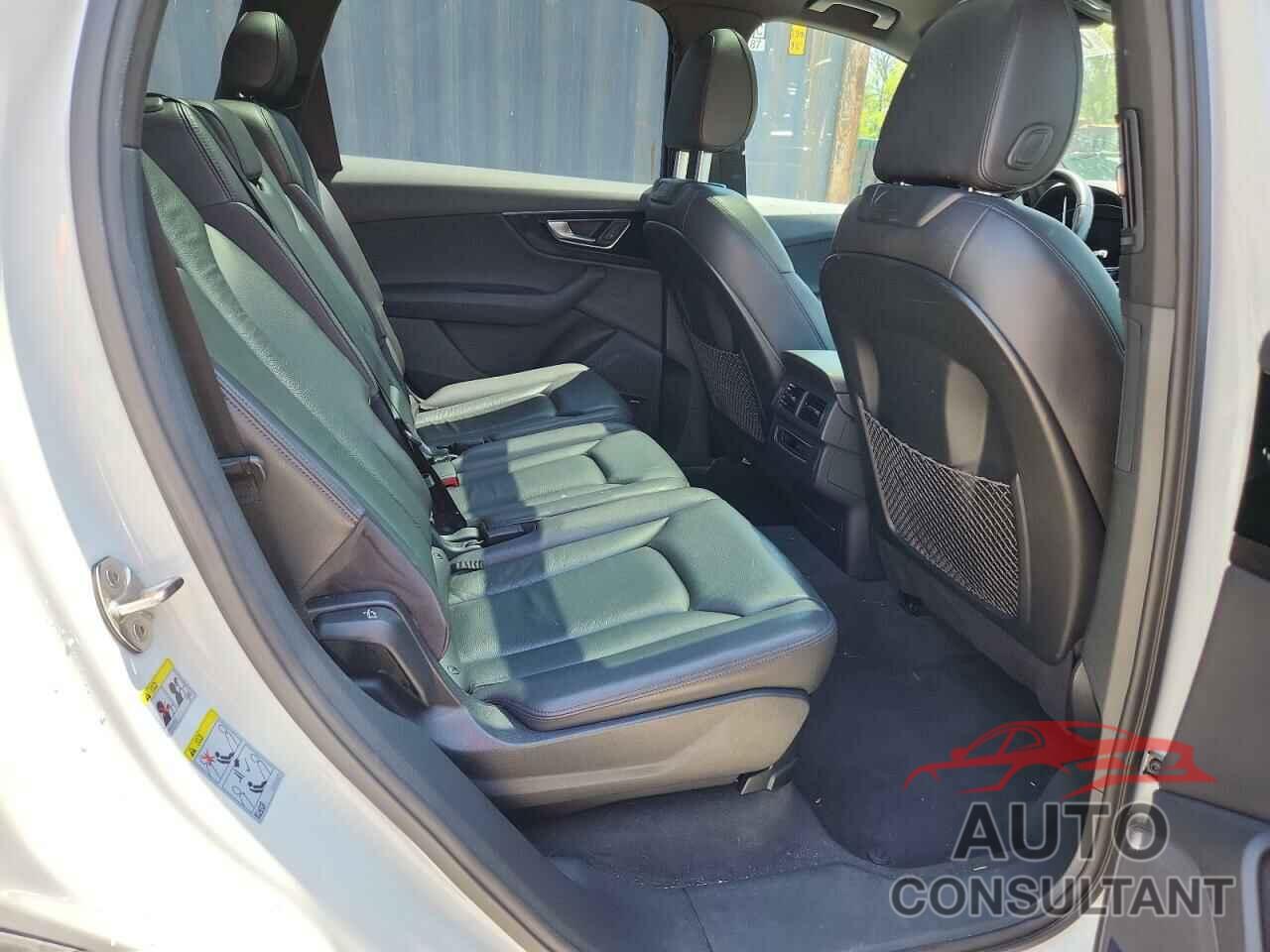 AUDI Q7 2017 - WA1LAAF77HD004789
