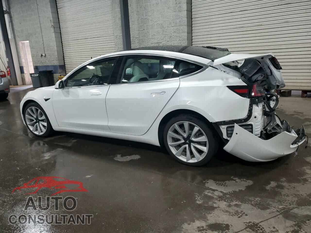TESLA MODEL 3 2019 - 5YJ3E1EB9KF195597