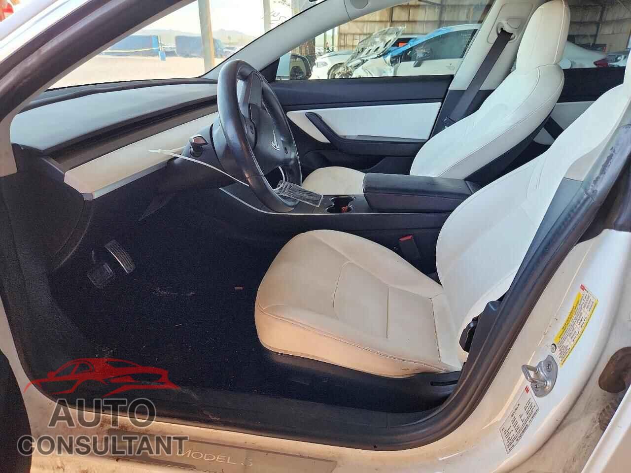 TESLA MODEL 3 2018 - 5YJ3E1EB3JF096739