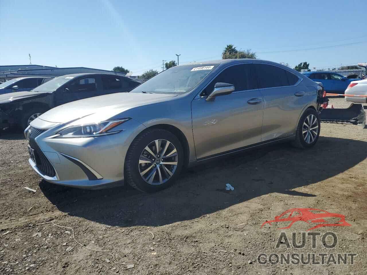 LEXUS ES300 2019 - JTHB21B15K2043205