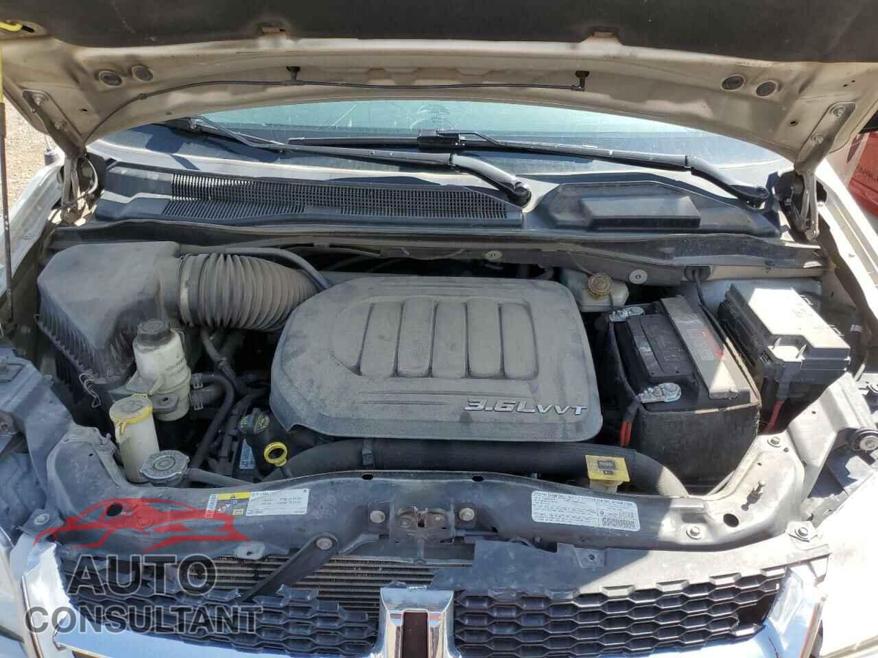 DODGE CARAVAN 2013 - 2C4RDGBG3DR728924