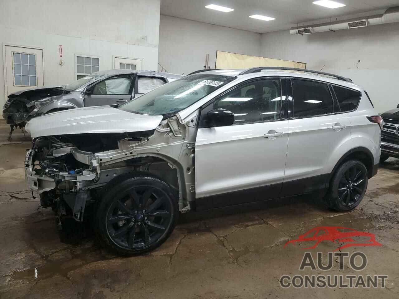 FORD ESCAPE 2018 - 1FMCU9GD7JUA82975