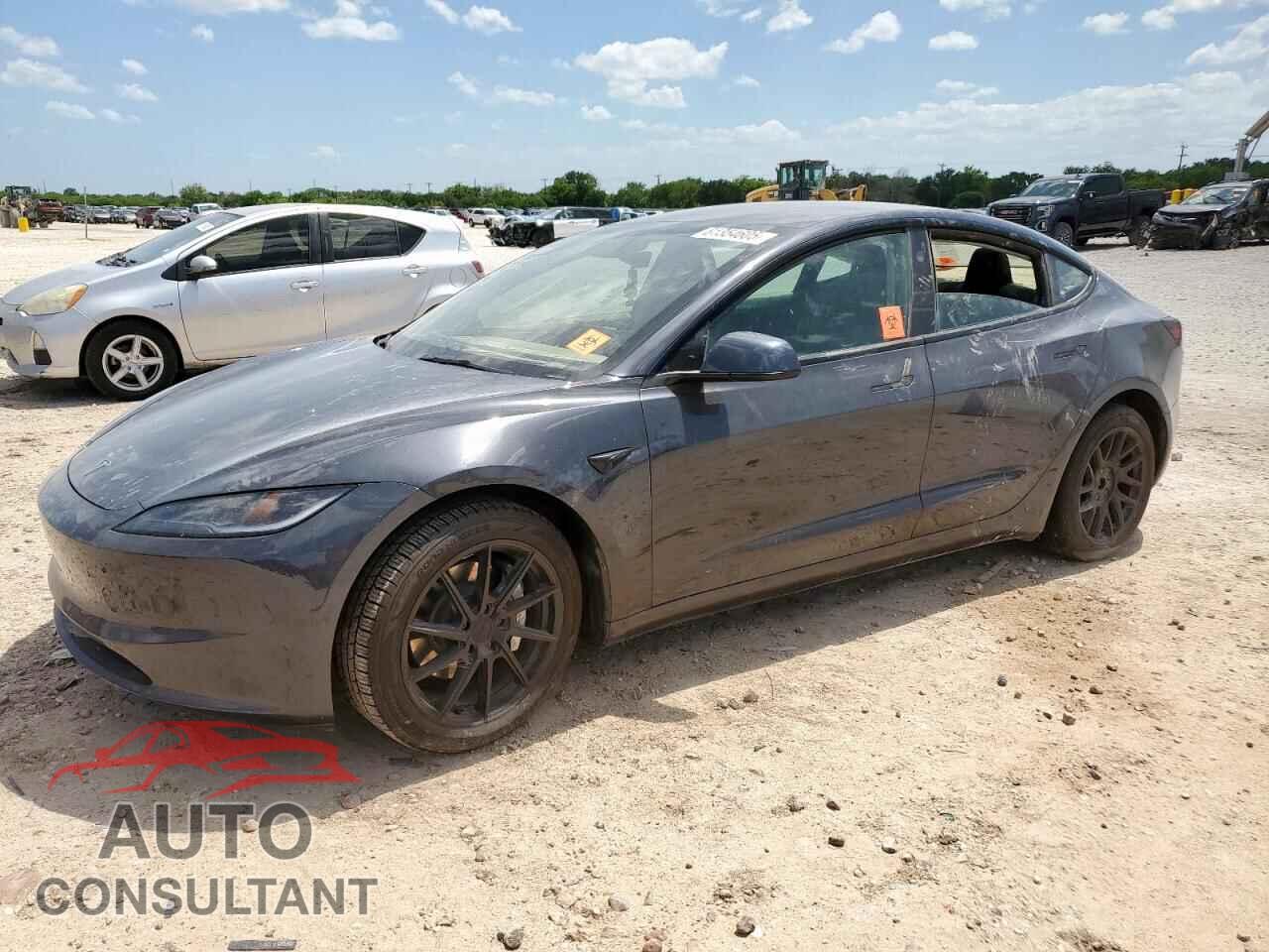 TESLA MODEL 3 2024 - 5YJ3E1EA6RF740169