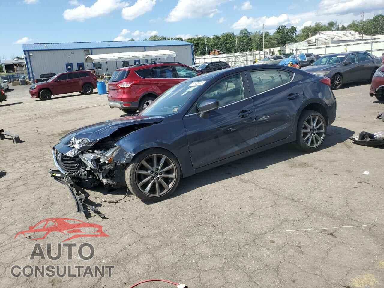 MAZDA 3 2018 - 3MZBN1V31JM168860