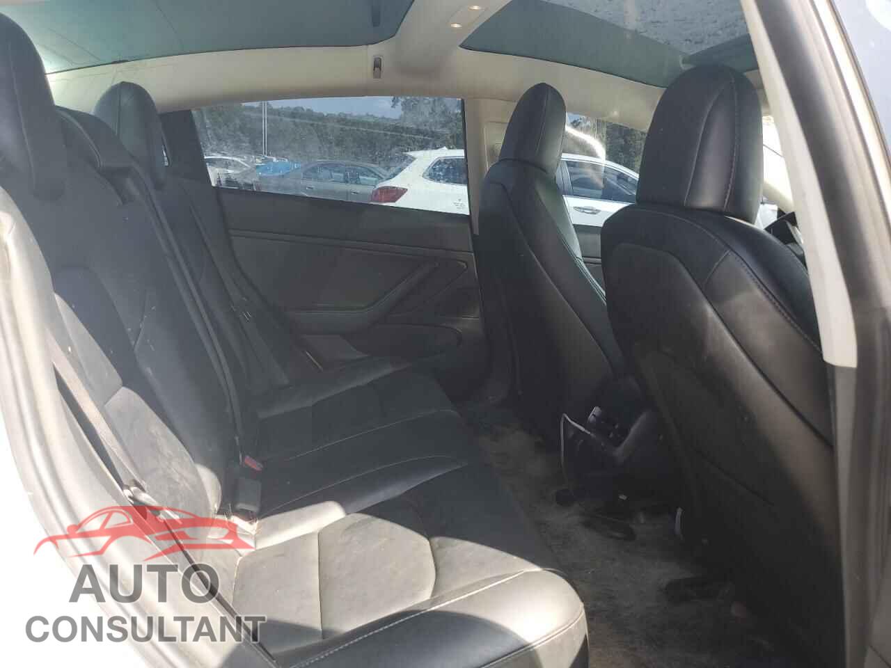 TESLA MODEL 3 2019 - 5YJ3E1EA6KF412952