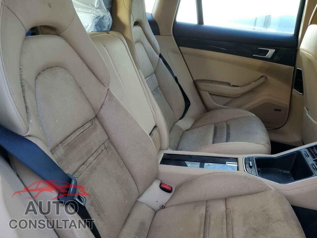 PORSCHE PANAMERA 2018 - WP0AA2A75JL101558
