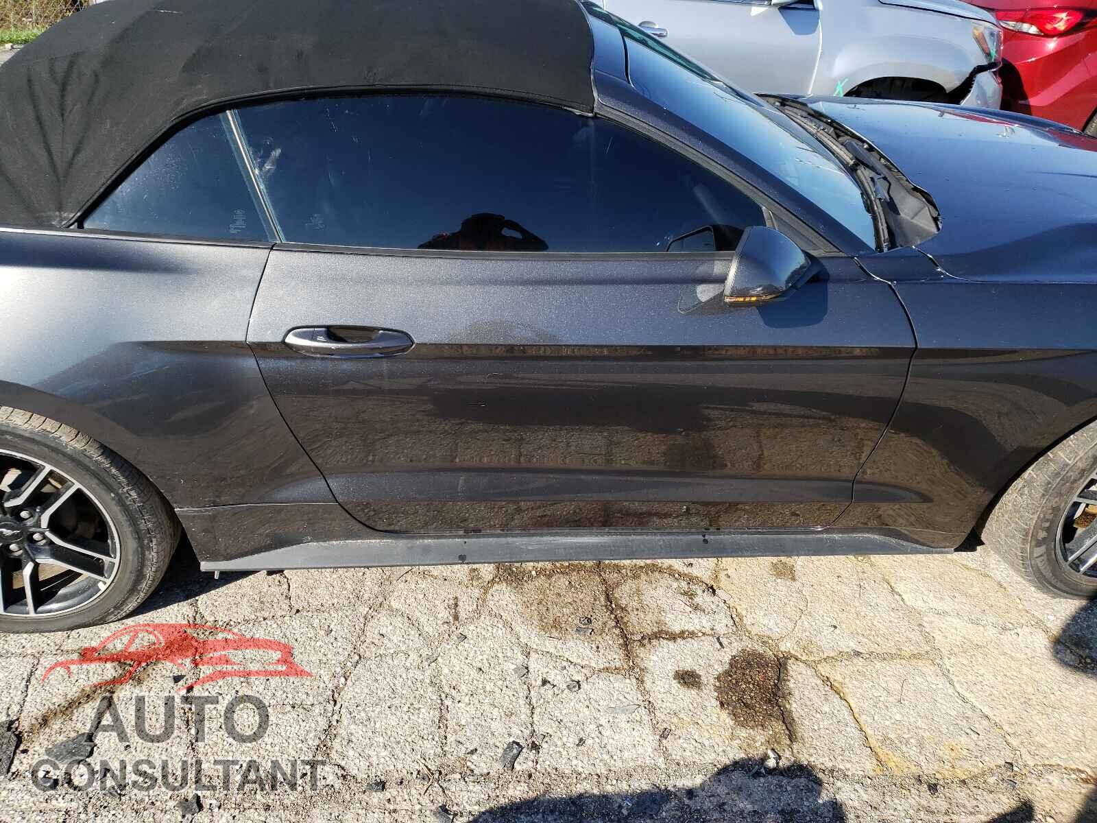 FORD MUSTANG 2018 - 1FATP8UH7J5111663