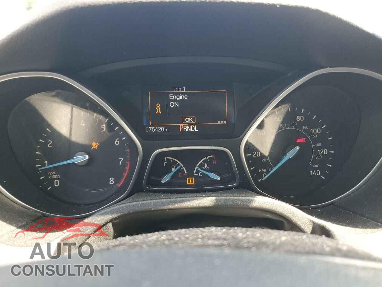 FORD FOCUS 2015 - 1FADP3E21FL376258