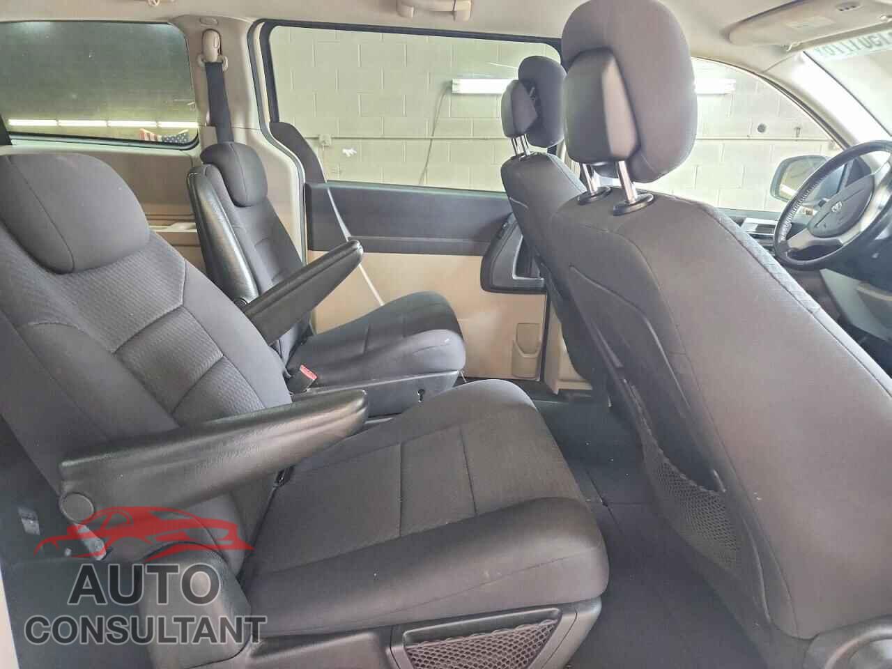 DODGE CARAVAN 2010 - 2D4RN5D19AR396481