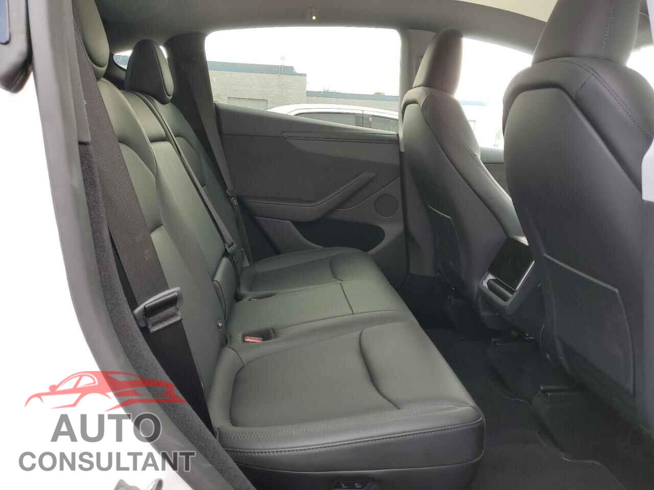 TESLA MODEL Y 2026 - 7SAYGDEE3TF331237