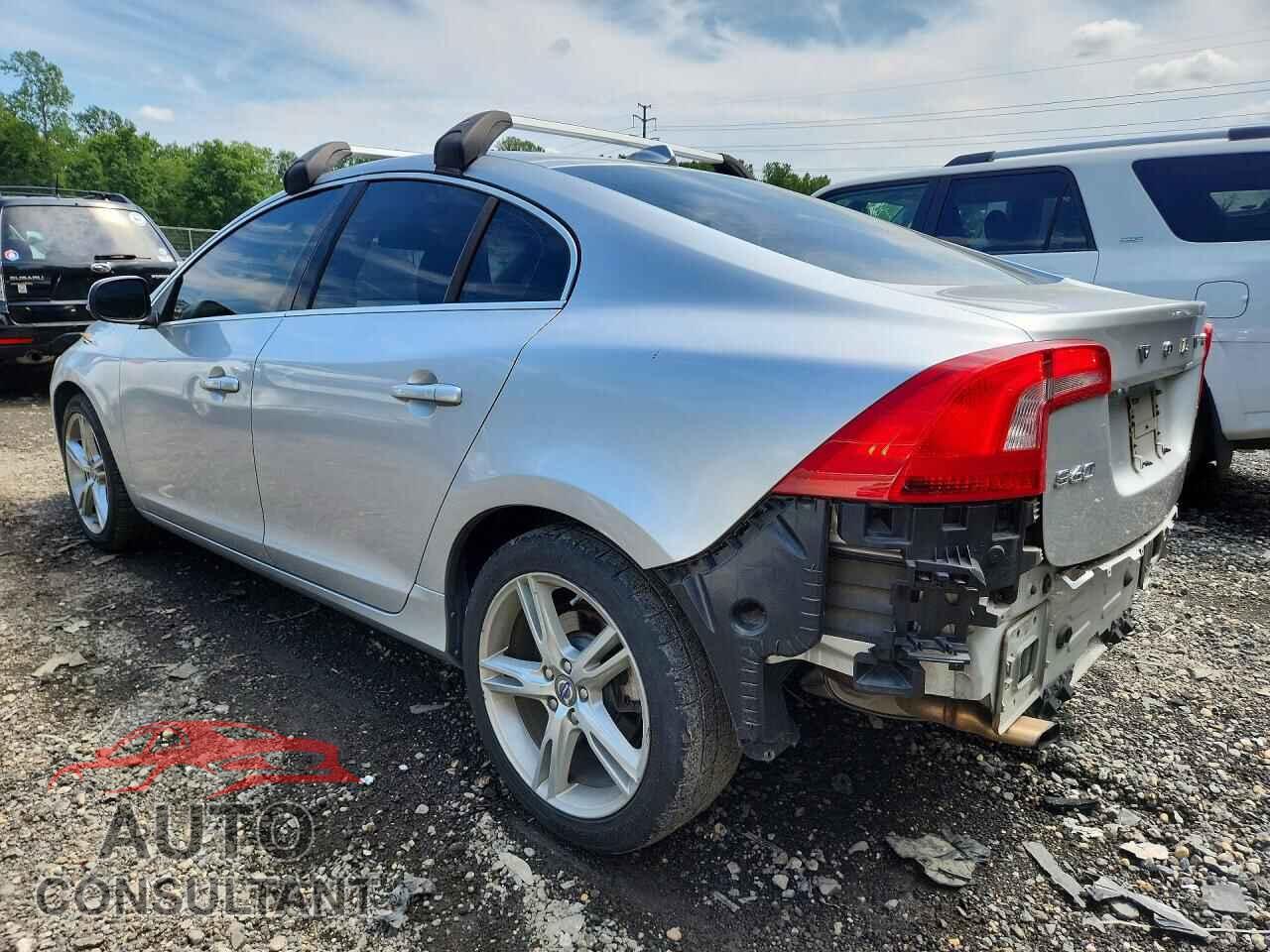 VOLVO S60 2015 - YV126MFCXF1313764